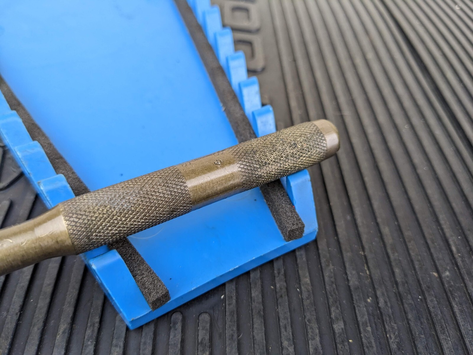 #be279 Snap On Tools PPB612A 6″ Length 3/8″ Bronze Pin Punch