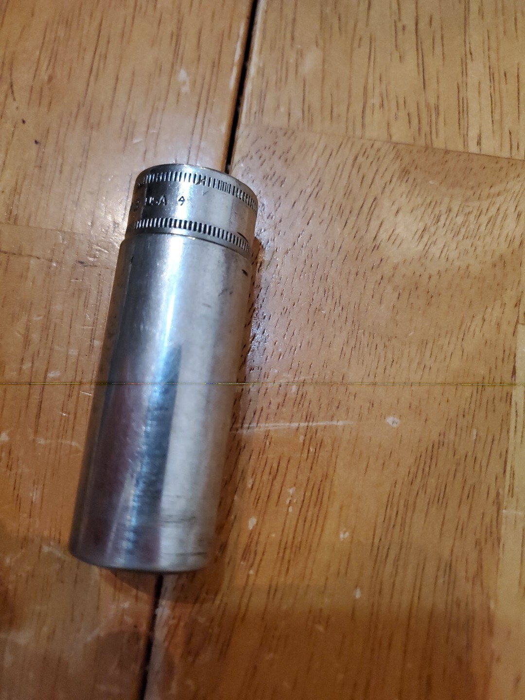 Snap On 3/8 Drive 18MM 6PT Deep Socket SFSM18