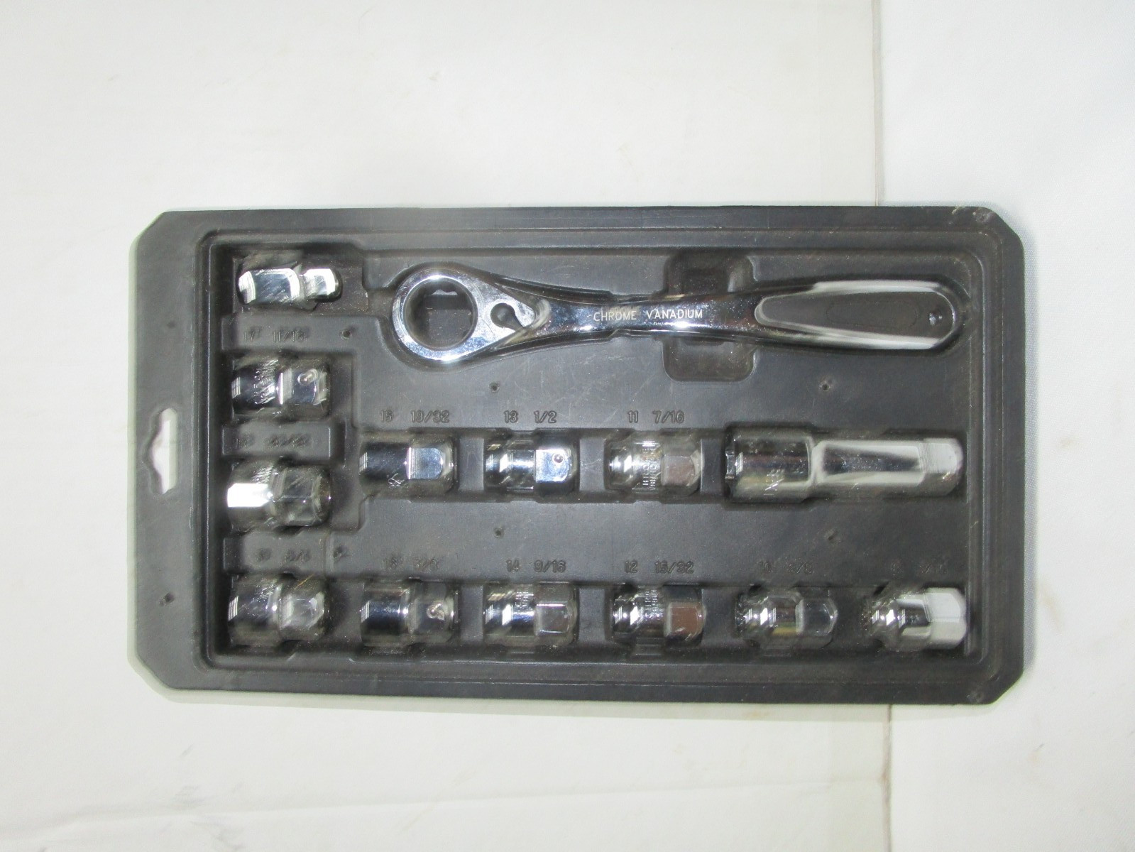 NIP Kobalt 14pc Xtreme Access Socket Set (Pass Thru) SAE and Metric