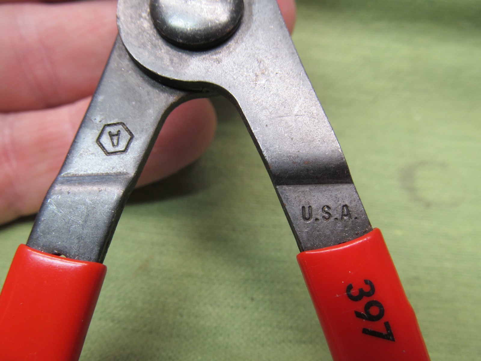 Pair of USA Made Snap Ring Pliers – 6″ External PROTO & 5.5″ Internal MILBAR