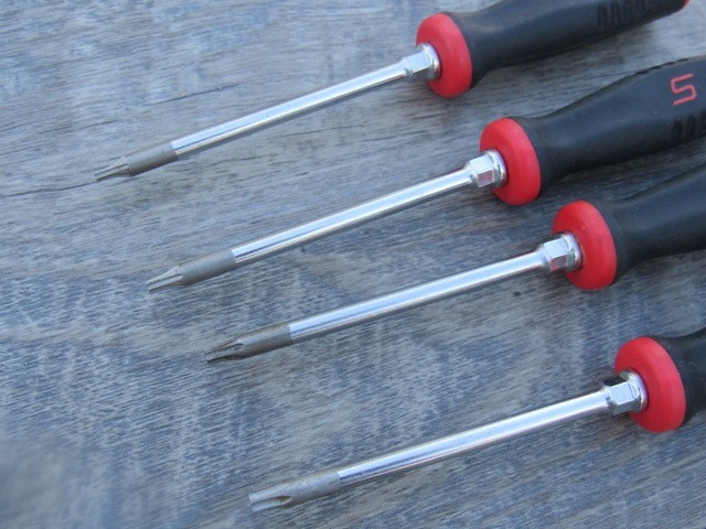 SNAP ON SGDTX40 RED BLACK MINI HANDLE TORX SCREWDRIVER T8 T10 T15 T20 SGTX 40