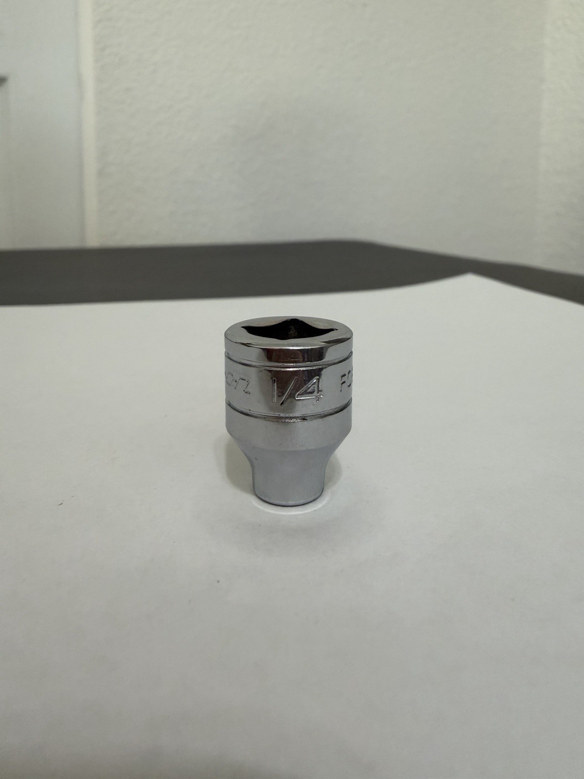 Snap on 1/4″ Shallow Socket 3/8″ Drive 12 Point F081 USA