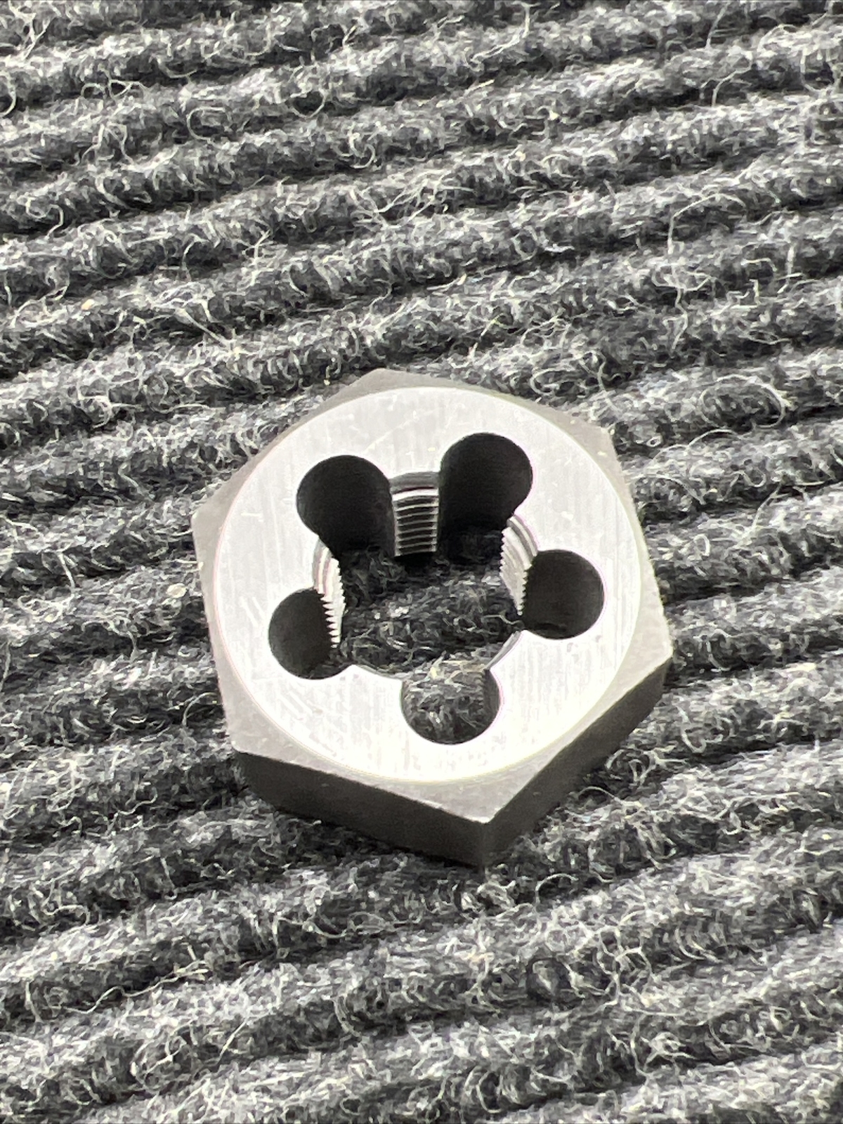 New Northland Carbon Steel Heavy Duty Hex Die, Size 5/8-18 NF, 083541