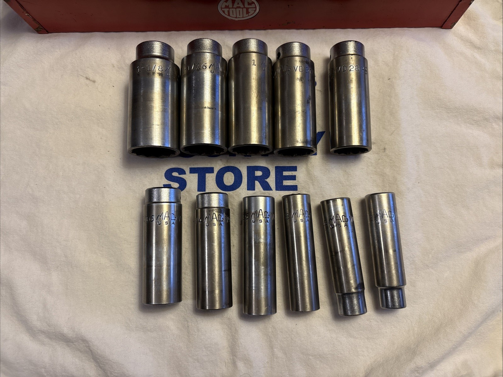 Mac Tools 1/2″ Dr 1/2″ – 1-1/8″ 12pt Deep Chrome Socket Set (no 7/16) SVD122TR