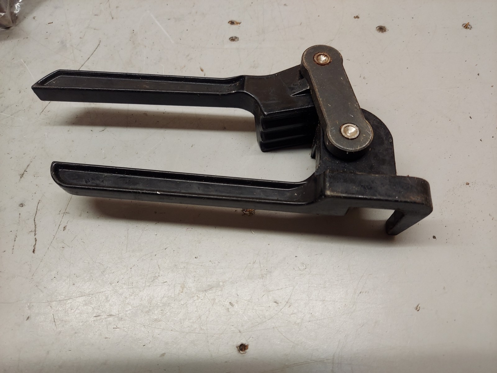Blue Point 3/16″ 1/4″ 5/16″ 3/8″ 4 In 1 Tube Bender 180° TBS200A