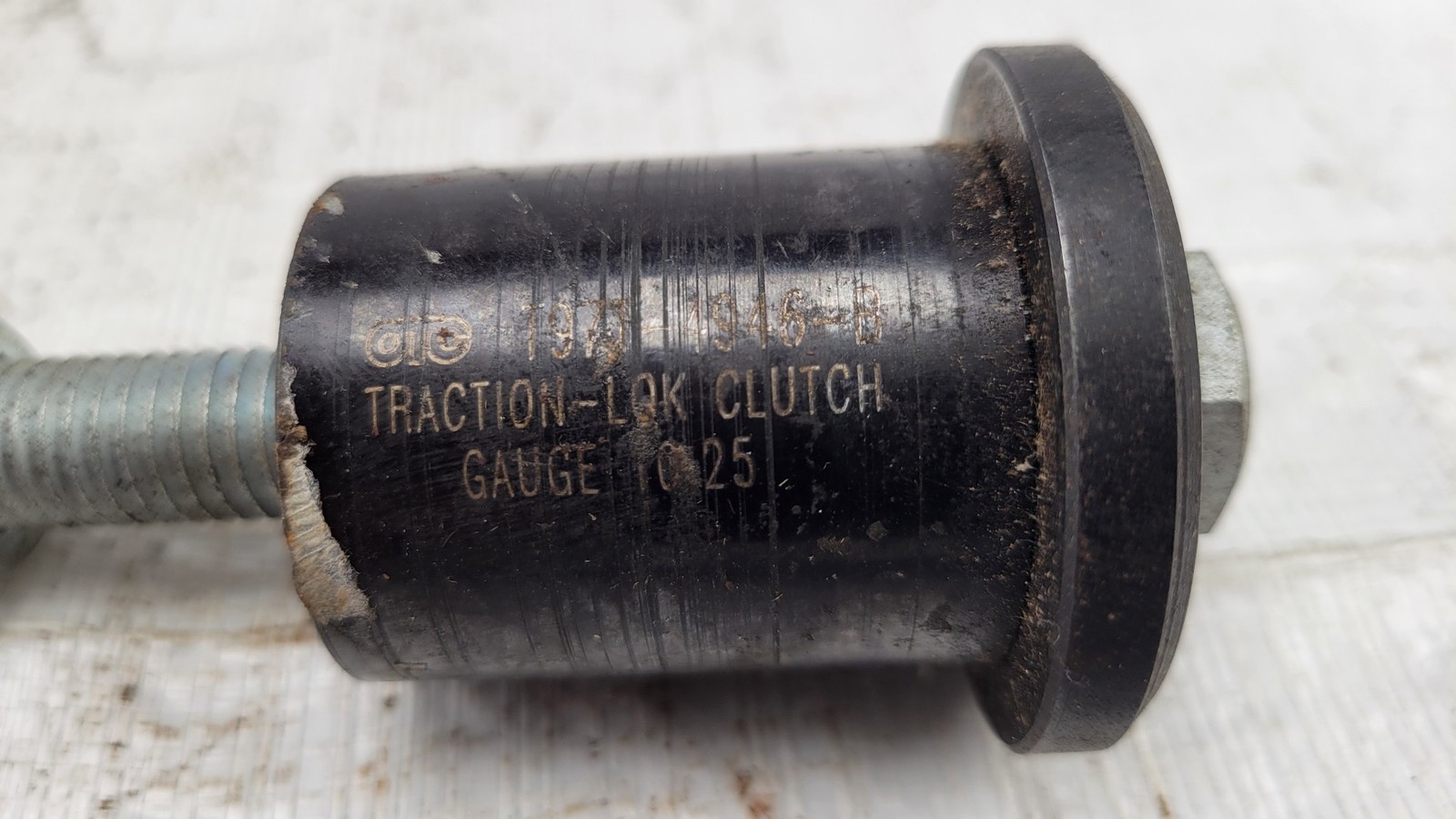OTC T97T-4946-A Traction Lok Clutch Gauge 9.75 10.25 Differential x2