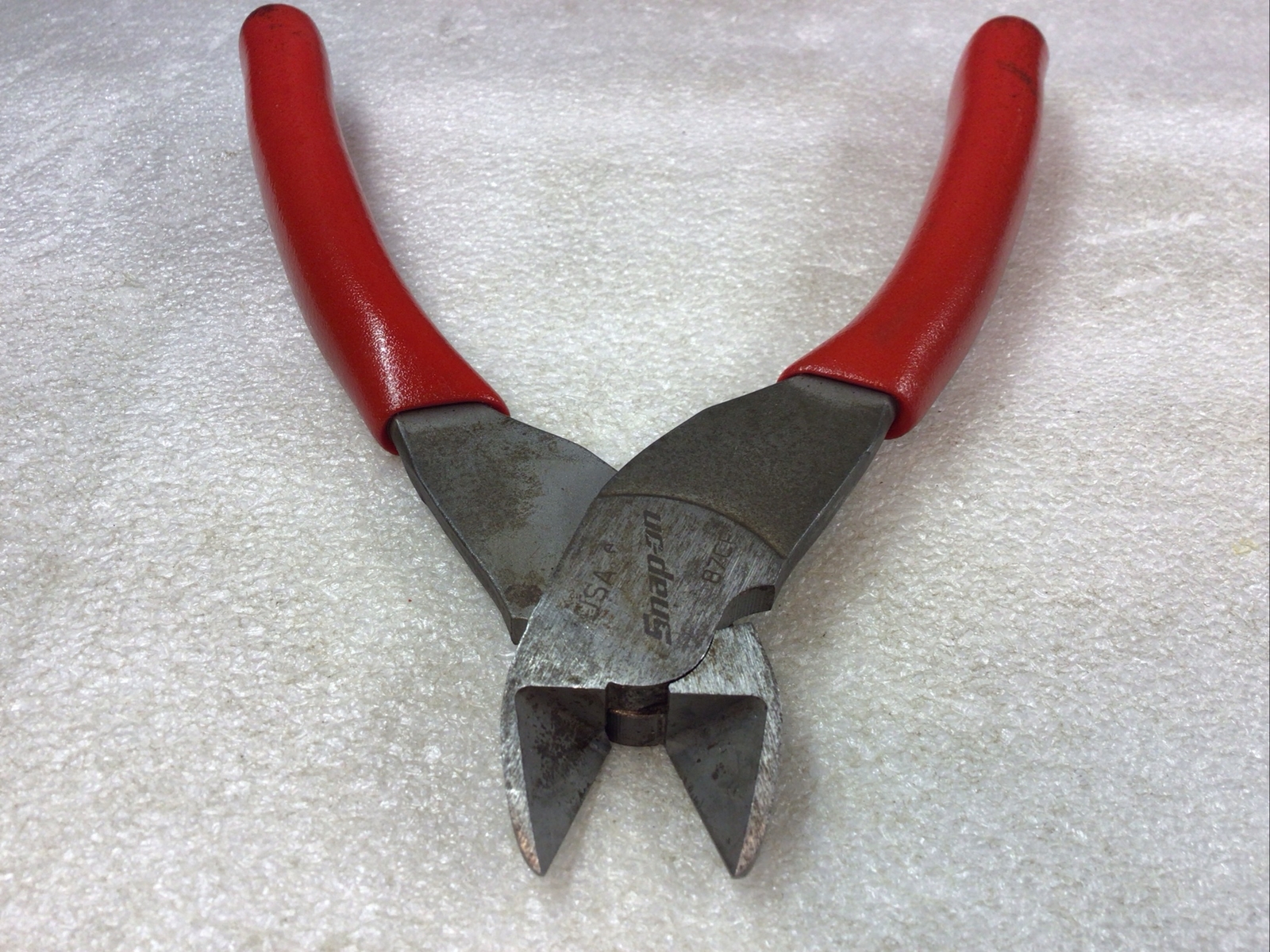 Snap On#87CF – 7-1/2″ Long, Red Soft Grip, Power Edge-Diagonal Cutters-USA-NICE