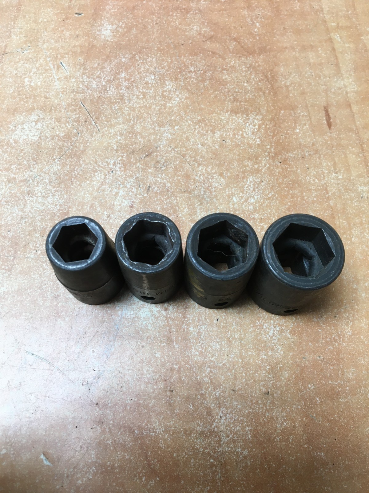 Snap On 1/2″ Drive 4pc Shallow Impact Socket Set 1/2 to 11/16″ P220 P200 P180 P