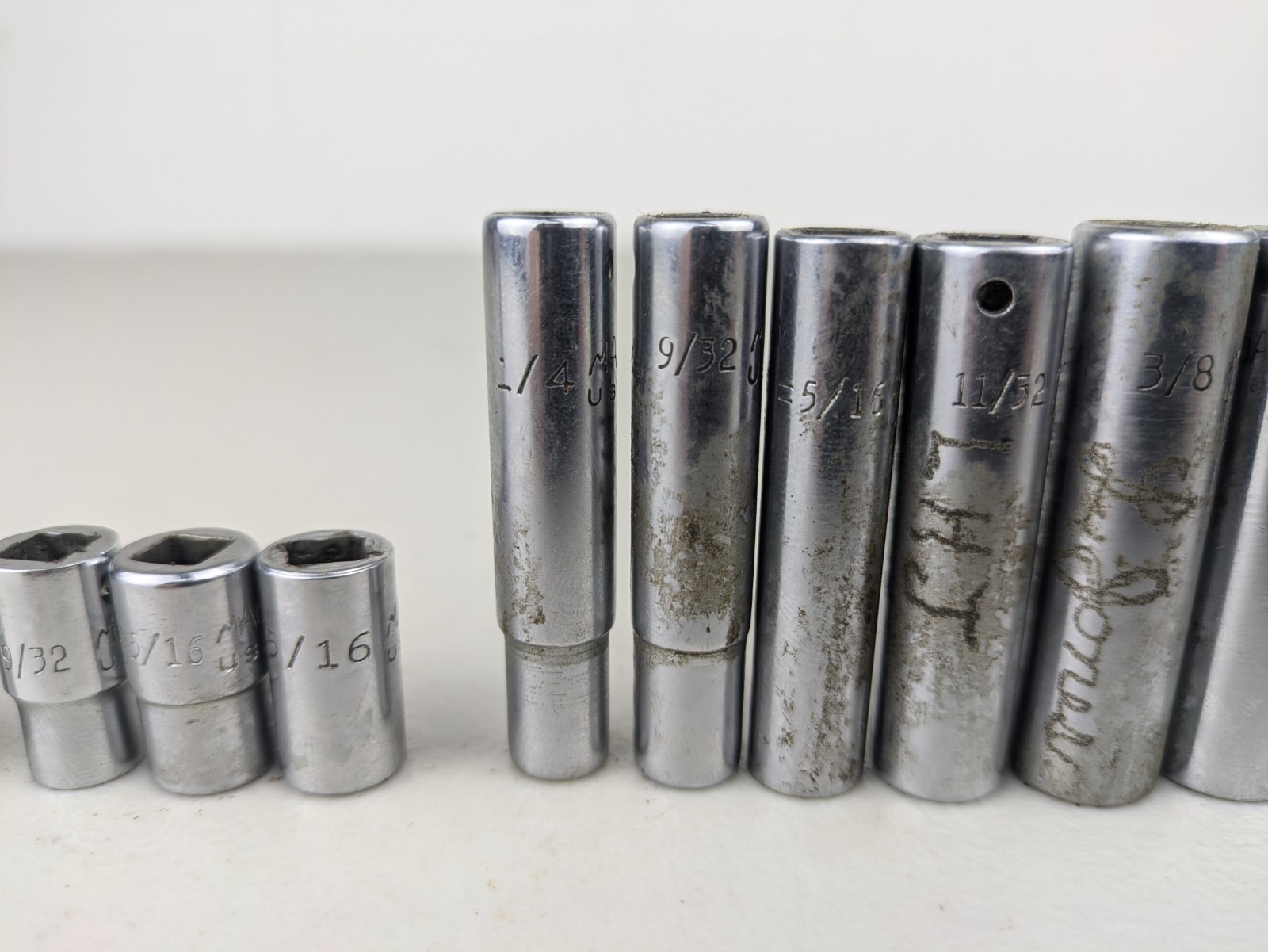 Assortment of 14 Snap On And Mac Sockets 1/4″ Drive 12 point 6 Point Used