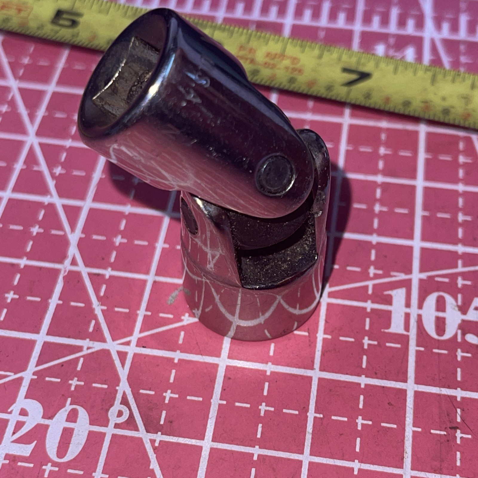 NAPA NBF18 9/16 In SAE 3/8 Drive Flex Swivel 6 Point Socket New Britain Vintage