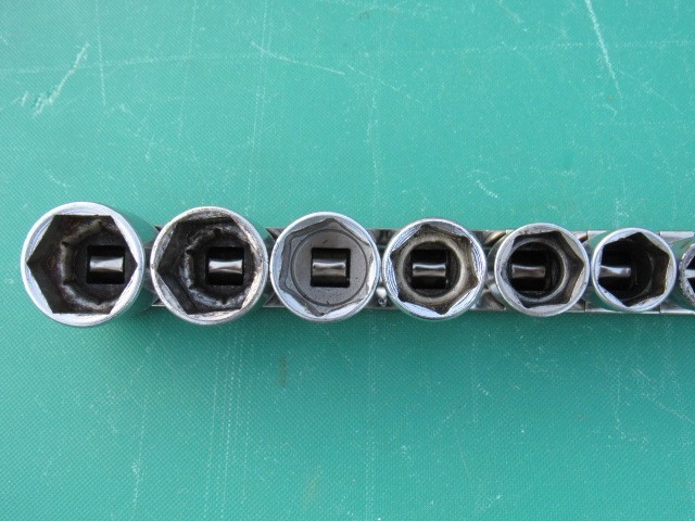 SNAP-ON 211FSY 3/8″ DRIVE 11PC SAE 6PT SHALLOW SOCKET SET 1/4″ – 7/8″ UNDERLINE