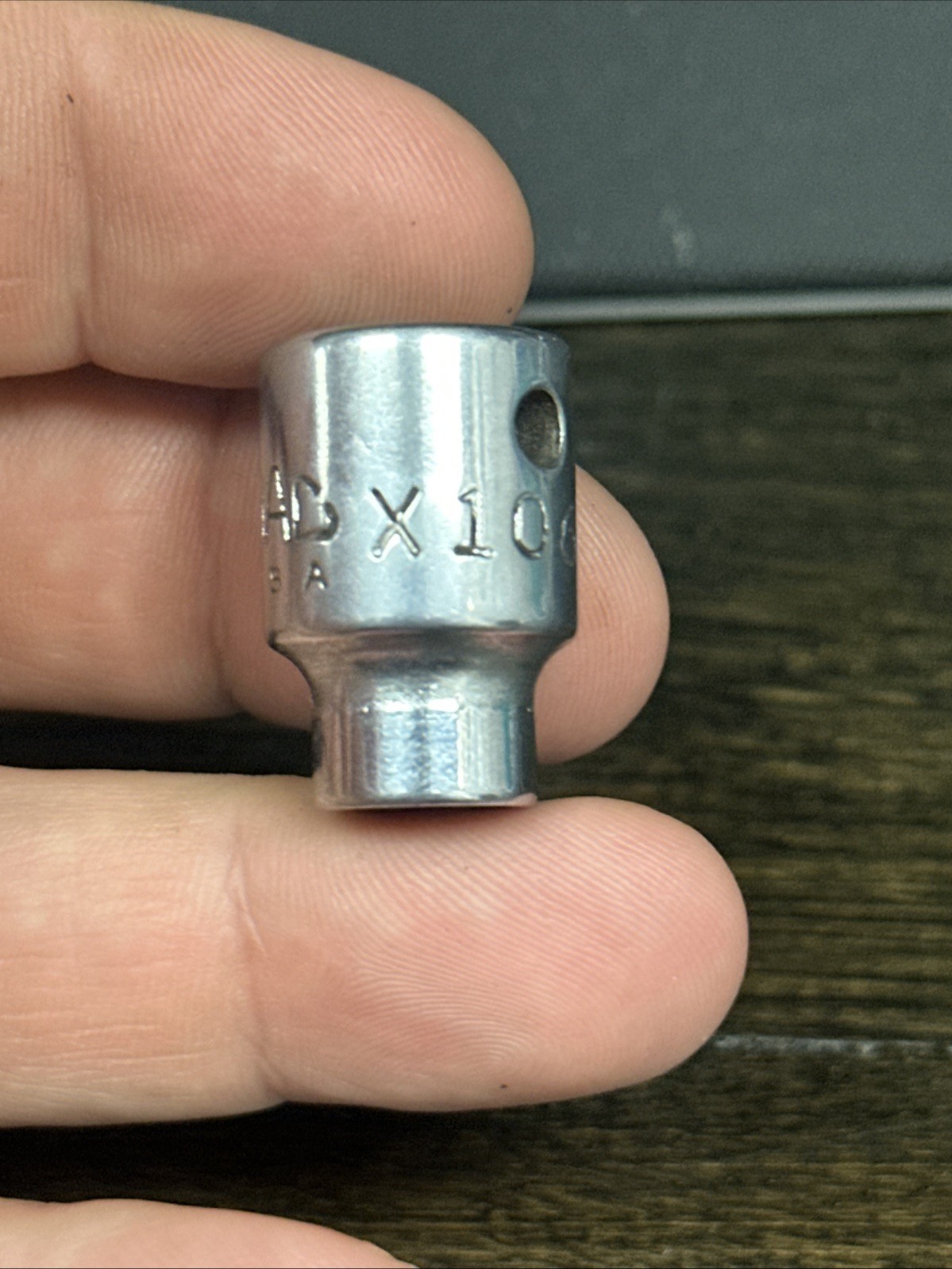 Mac Tools USA X106 5/16″ SAE Shallow Socket 3/8″ Drive 6 Point Chrome Finish