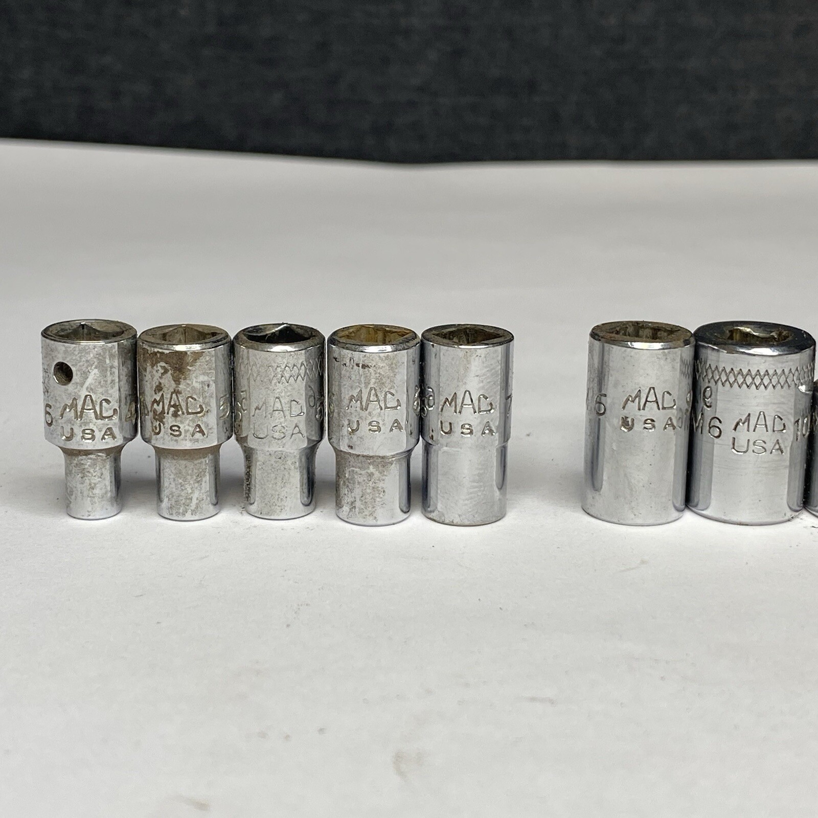 Mac Tools USA 1/4″ Drive Metric 4mm – 14mm Shallow 6-Point 11 Piece Socket Set