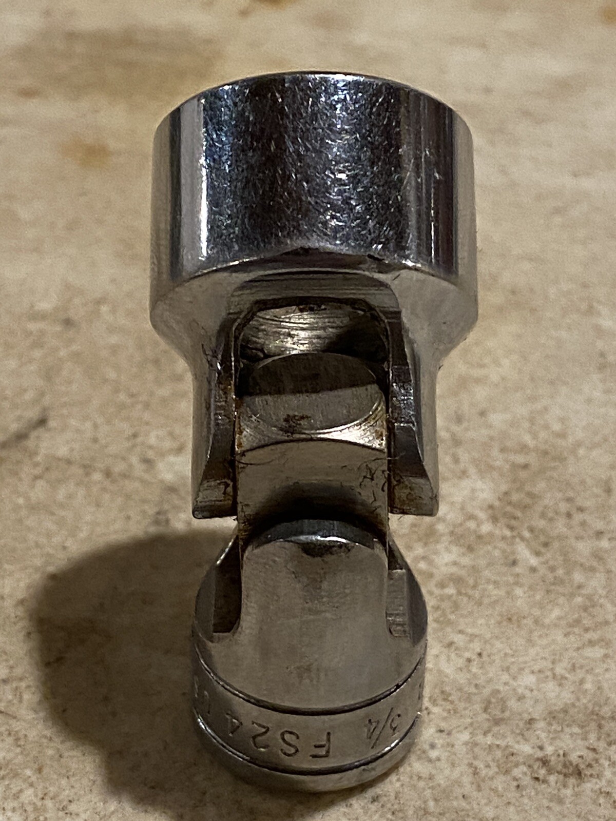 Snap On FS24 3/8″ Drive Universal Swivel 3/4″ Socket 6pt SAE