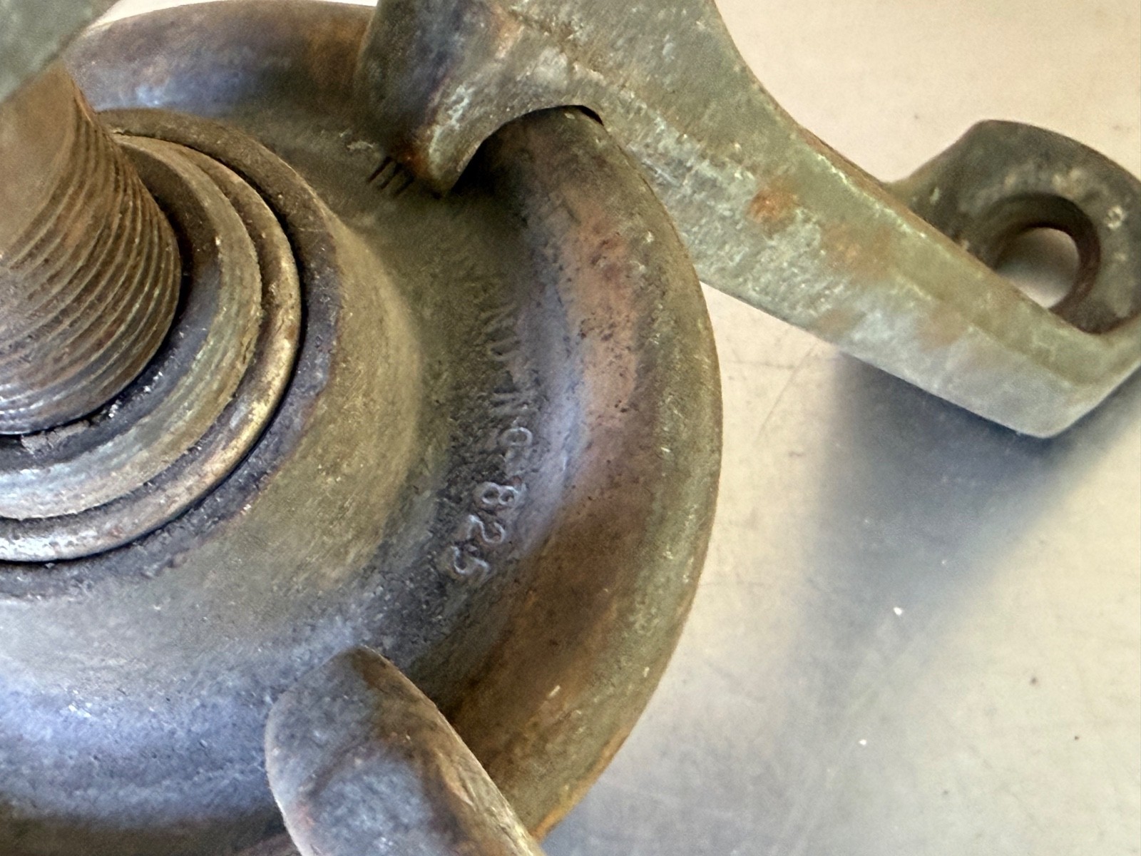 Vintage Original Herbrand 825 Hub Puller 3 Jaw Wheel Axle Puller Heavy-Duty USA