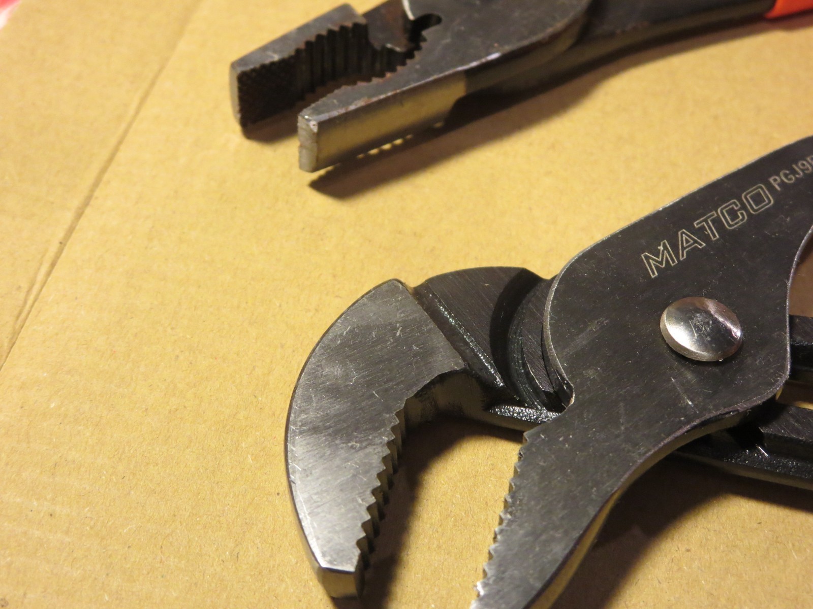 Matco SPU4M 4Pc. universal Pliers Set Orange Used