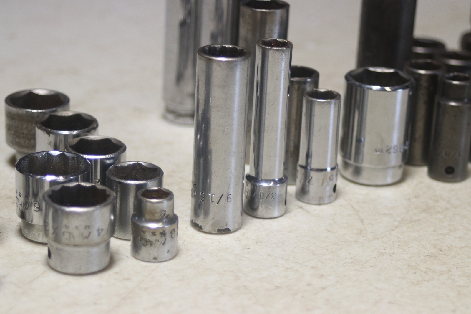 Lot of 50 MAC Tools 3/8 & 1/2 Inch Drive Sockets ALL Different SAE & Metric