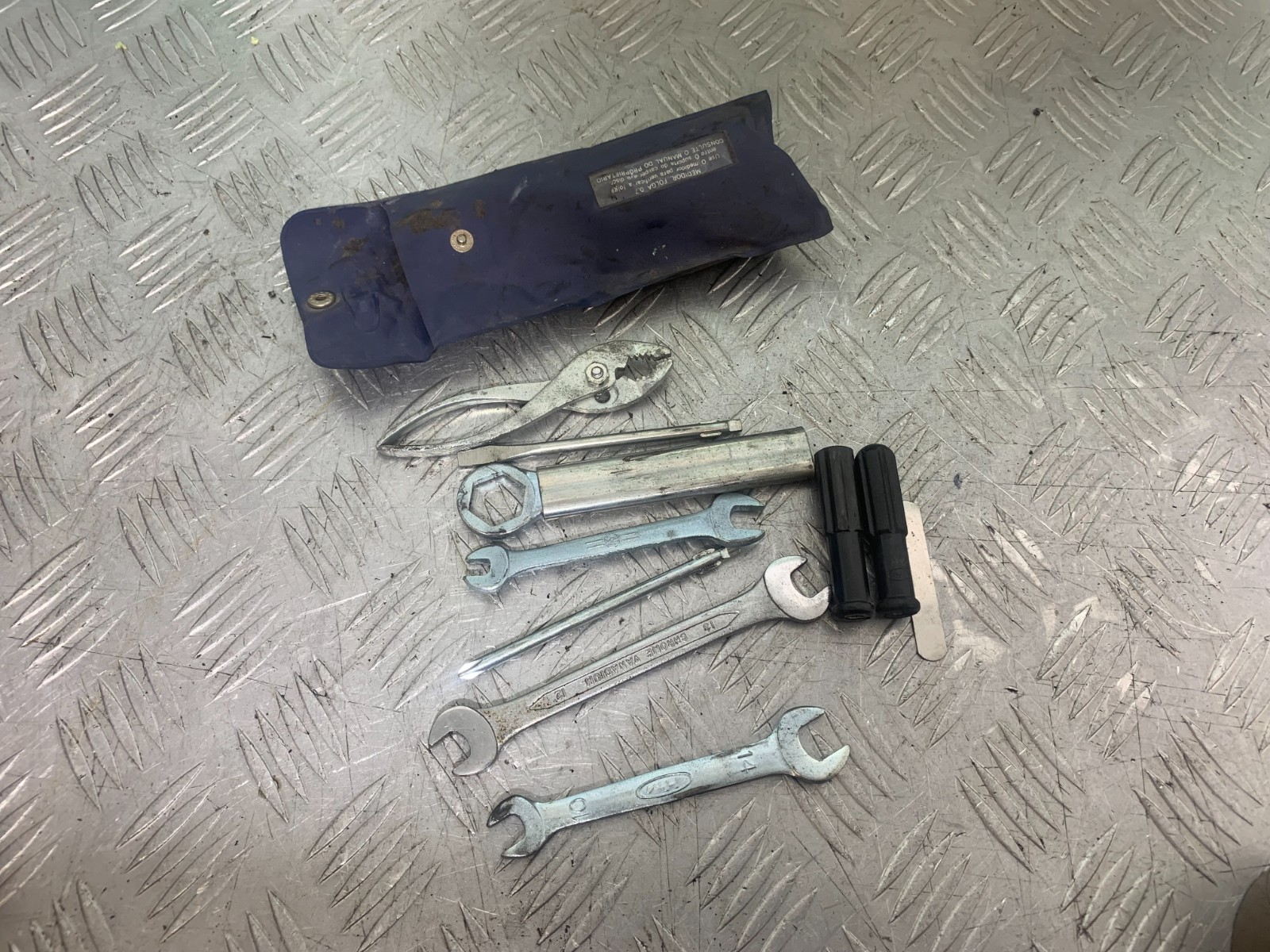 YAMAHA XTZ660 TENERE 3YF TOOL KIT YEAR 1991-93 (CMB1348)