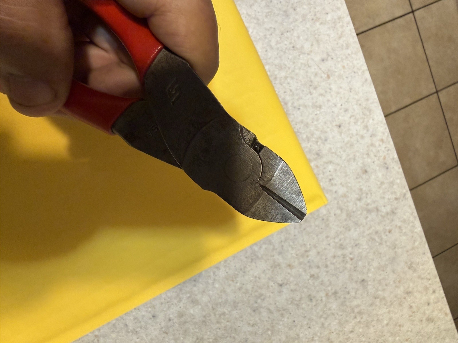 Snap On 87ACF Wire Cutters red/soft grips