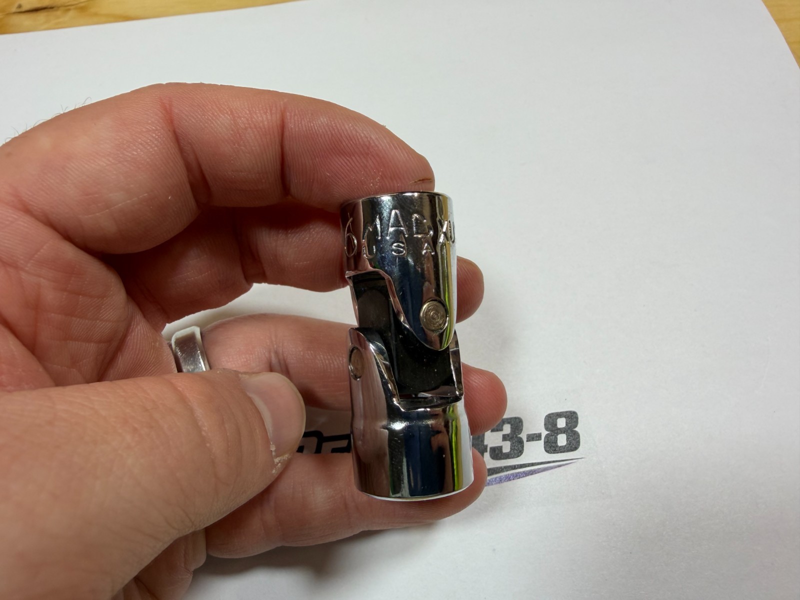 MAC Tools USA NEW 3/8″ Drive 9/16″ SAE 6pt Chrome Swivel Socket XU186RA