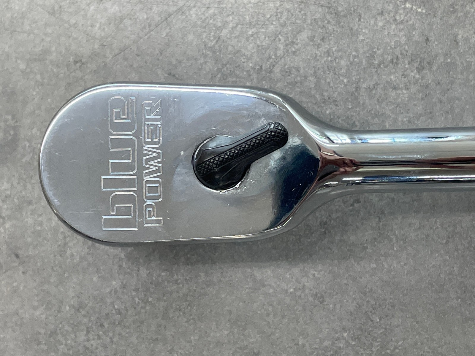 Cornwell Blue Power CBR313H 3/8″ Soft Grip Ratchet