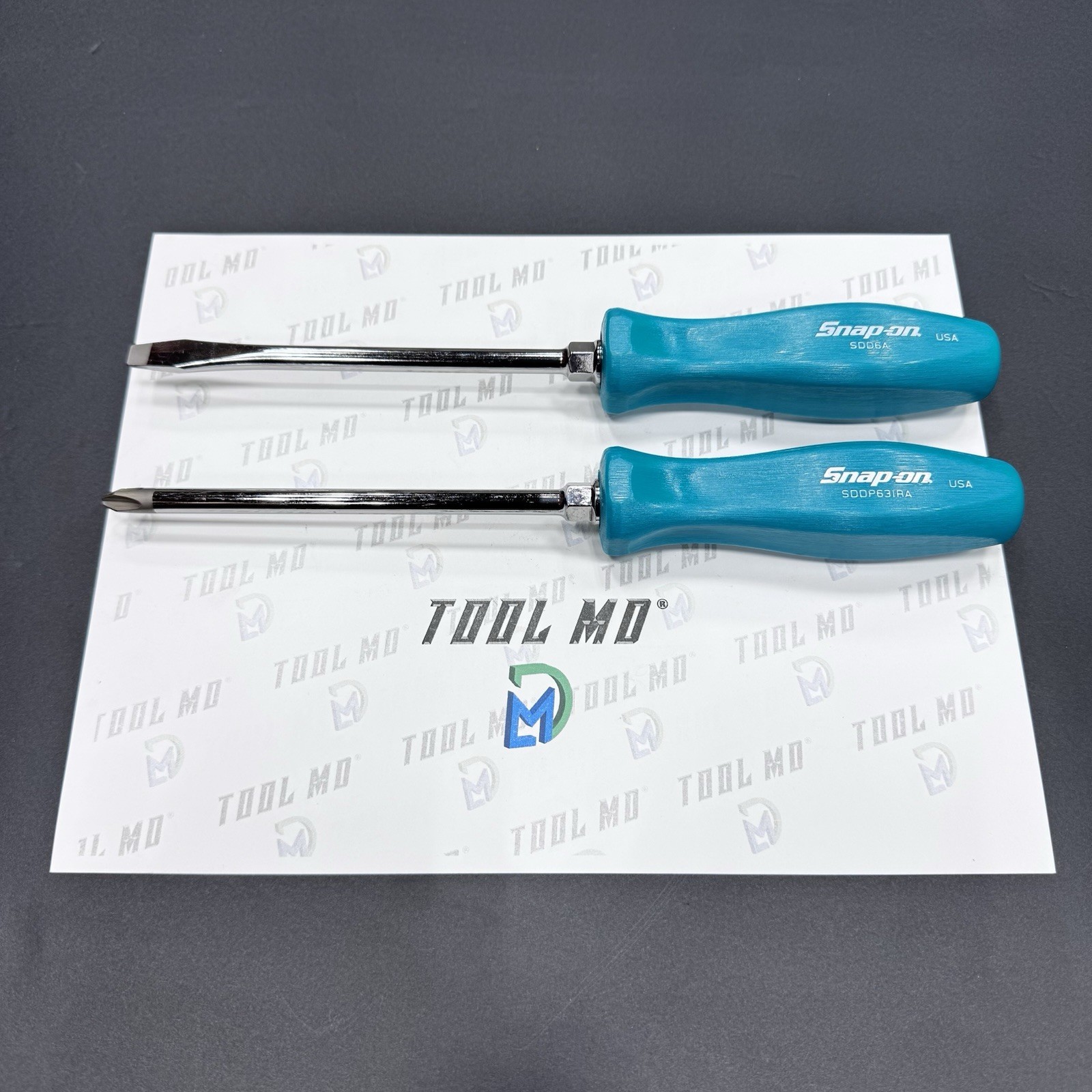 Snap-on Tools USA NEW RARE 2pc TEAL Hard Handle Screwdriver Lot SDD6A SDDP63IRA