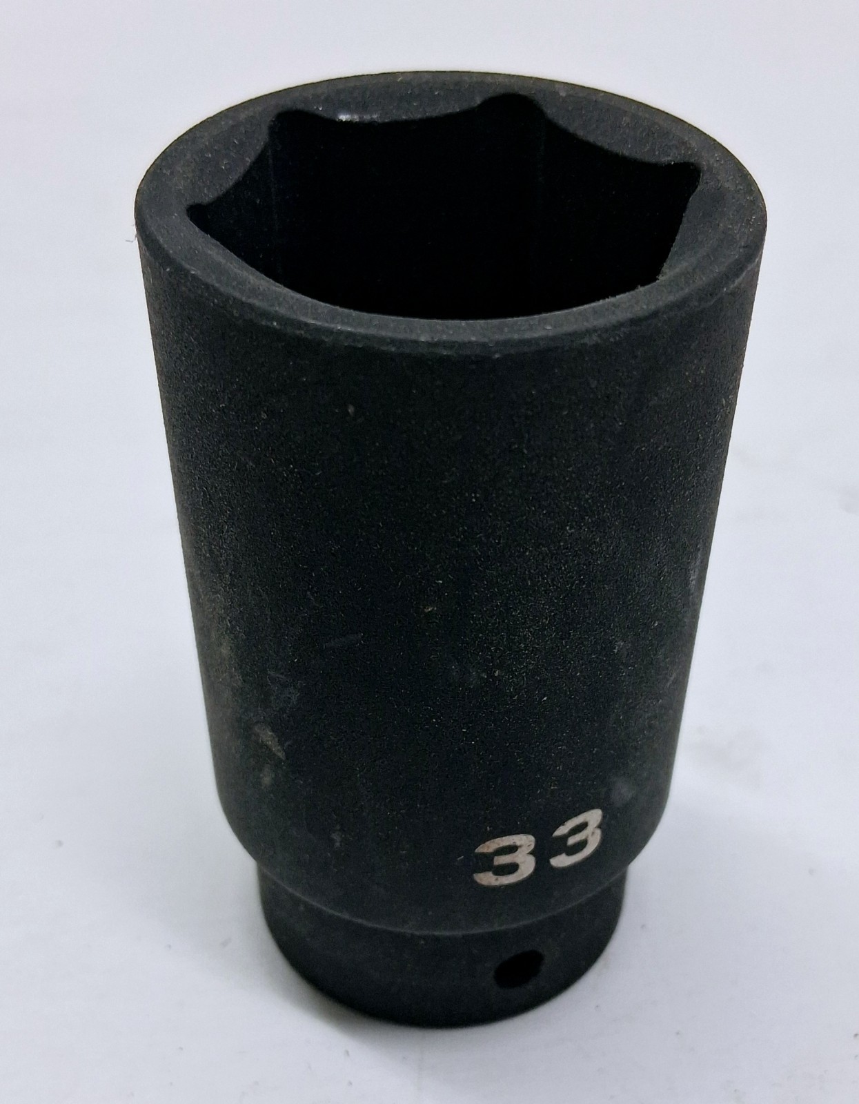 Tekton 1/2″ Dr. 33 MM Deep 6 Point Impact Socket SID23133