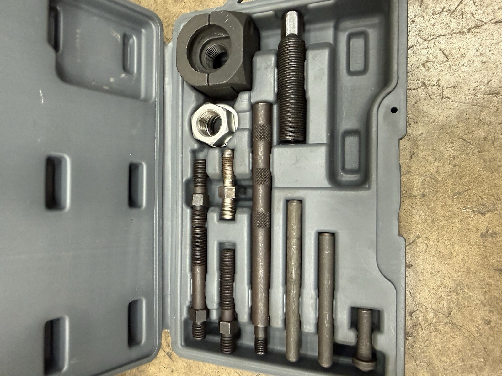 Lisle No Slip Pulley Puller and Installer #39000