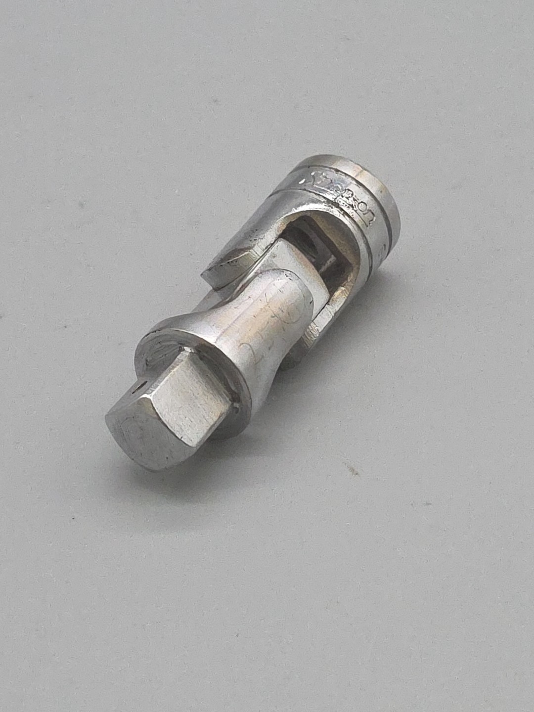Snap On Tools S-8 1/2 Drive Universal Joint Swivel Wobble Chrome Adaptor