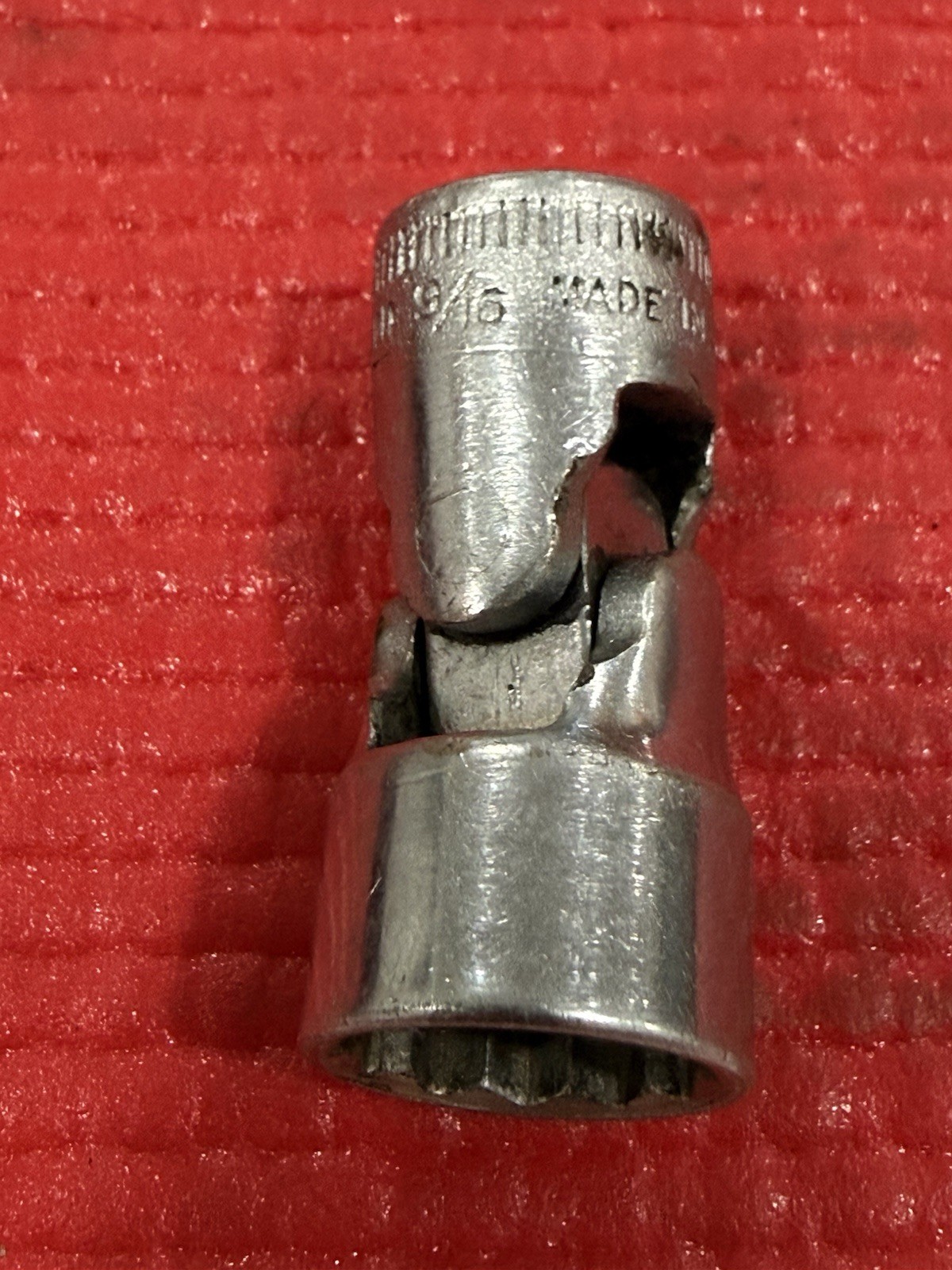 Snap On Tools F-18 3/8 Inch Drive 9/16 12 Point Swivel Socket, USA Made #a