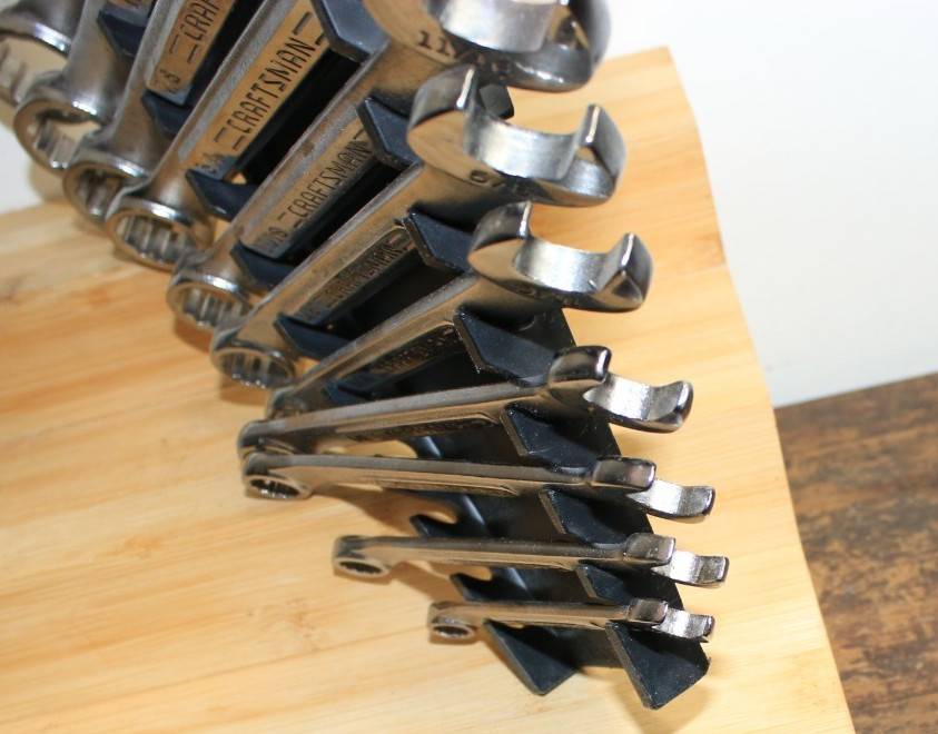 CRAFTSMAN SAE COMBINATION WRENCH SET 12 POINT USA – SET OF 11 W / rack VA
