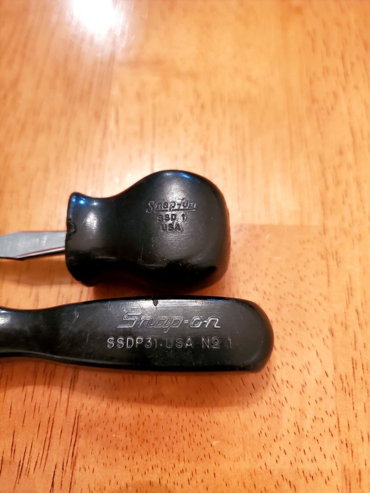 Snap On #1 Phillips Midget Flat Head Screwdrivers Black Hard Handles Lot Of 2