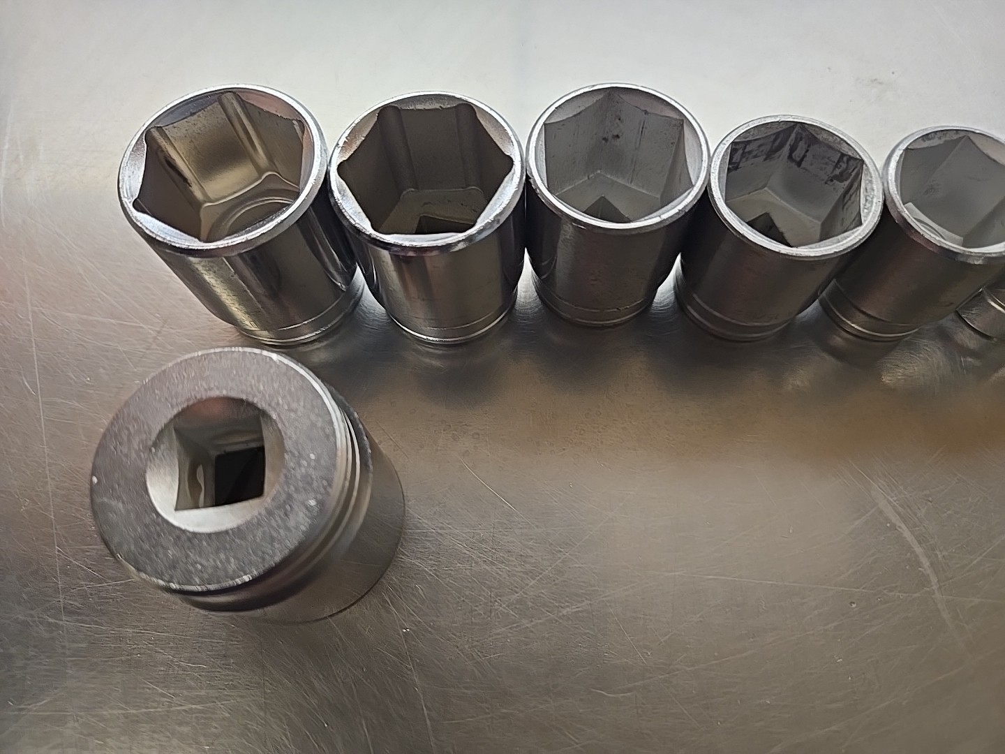 Set of 14 Blackhawk 1/2″ drive sockets 1-1/4 » through 3/8″ See Description