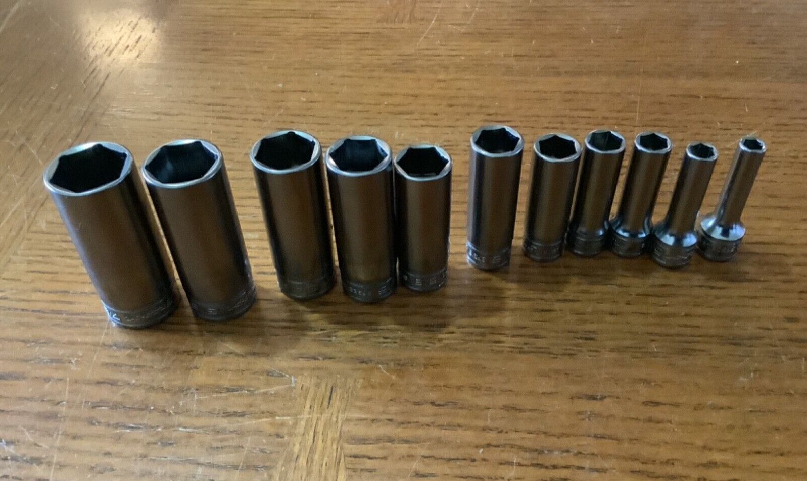 New Snap-on™ 3/8″ drive 1/4″ thru 7/8″ 6-point deep Socket Set 211SFSY