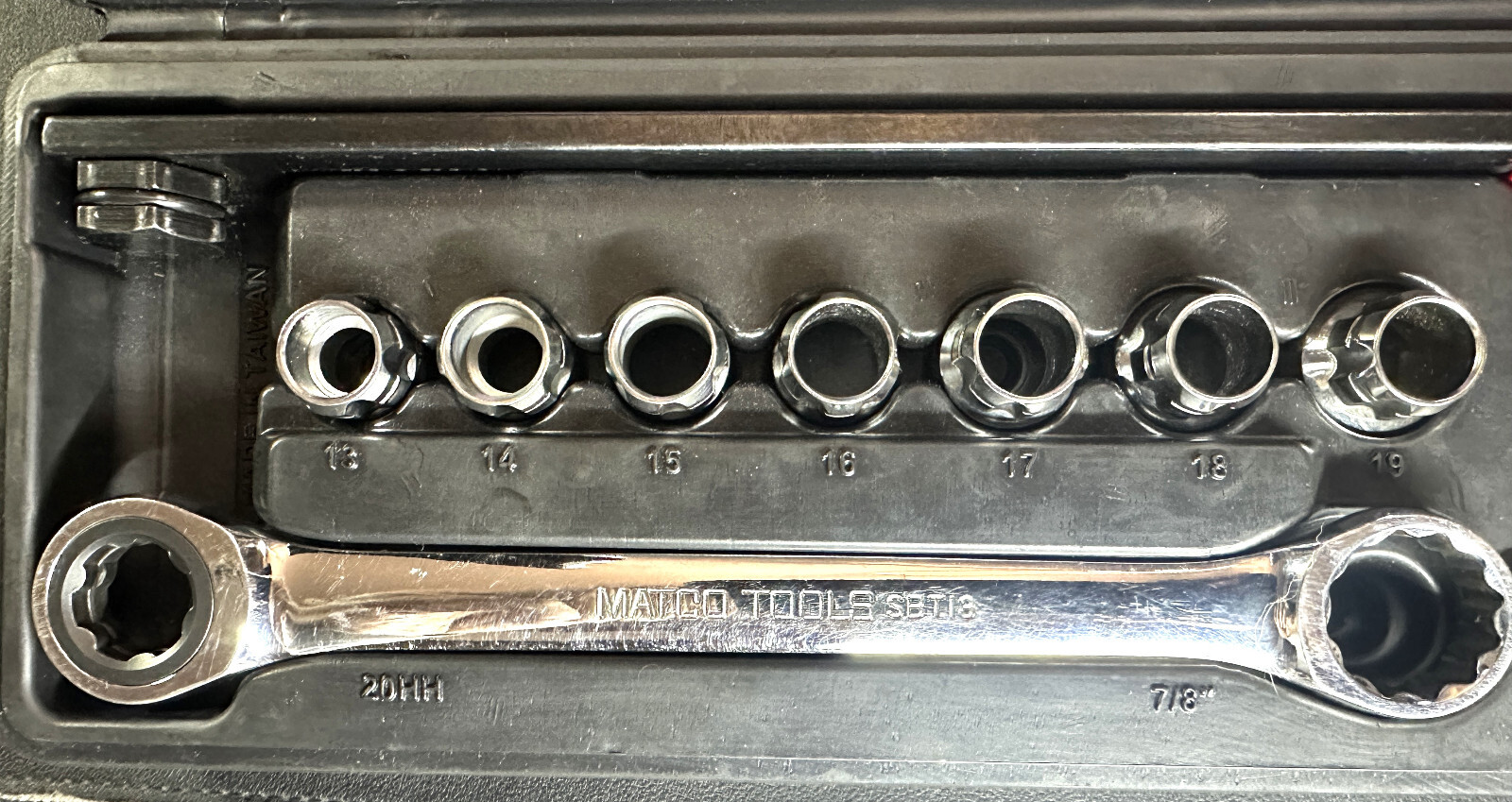 MATCO TOOLS MSBT15 15-PIECE SERPENTINE BELT WRENCH SET