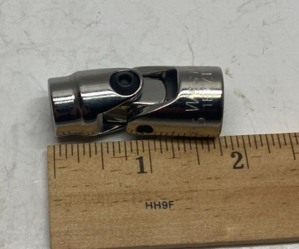 WESTWARD 7/16″ Flex Socket – 3/8″ Drive – 6 pt – 7/16″ Universal Joint Socket