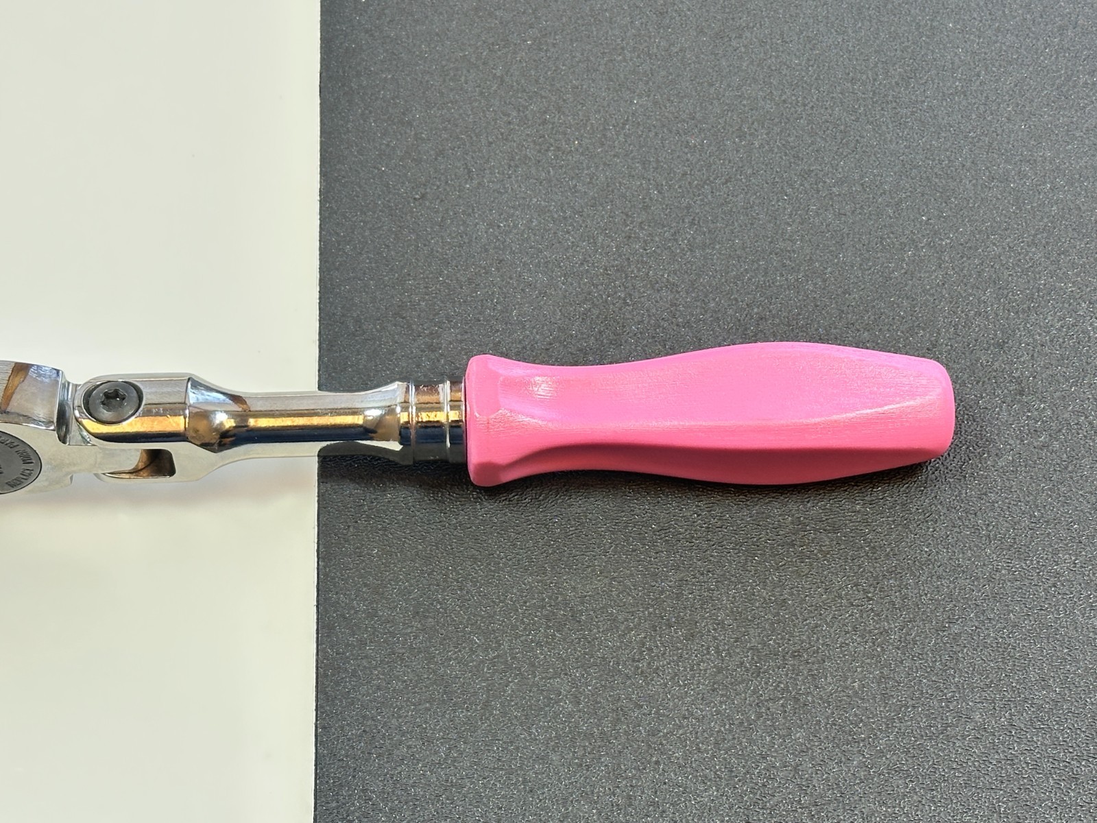 Snap-on Tools USA NEW 3/8 Drive RARE Pearl Pink HARD Grip Flex Ratchet FHFD80APP
