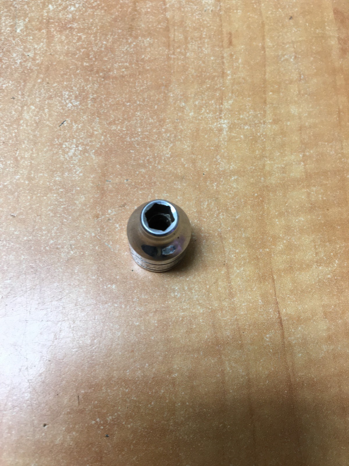 Snap On 3/8″ Drive 1/4″ Shallow 6pt SAE Socket FS081