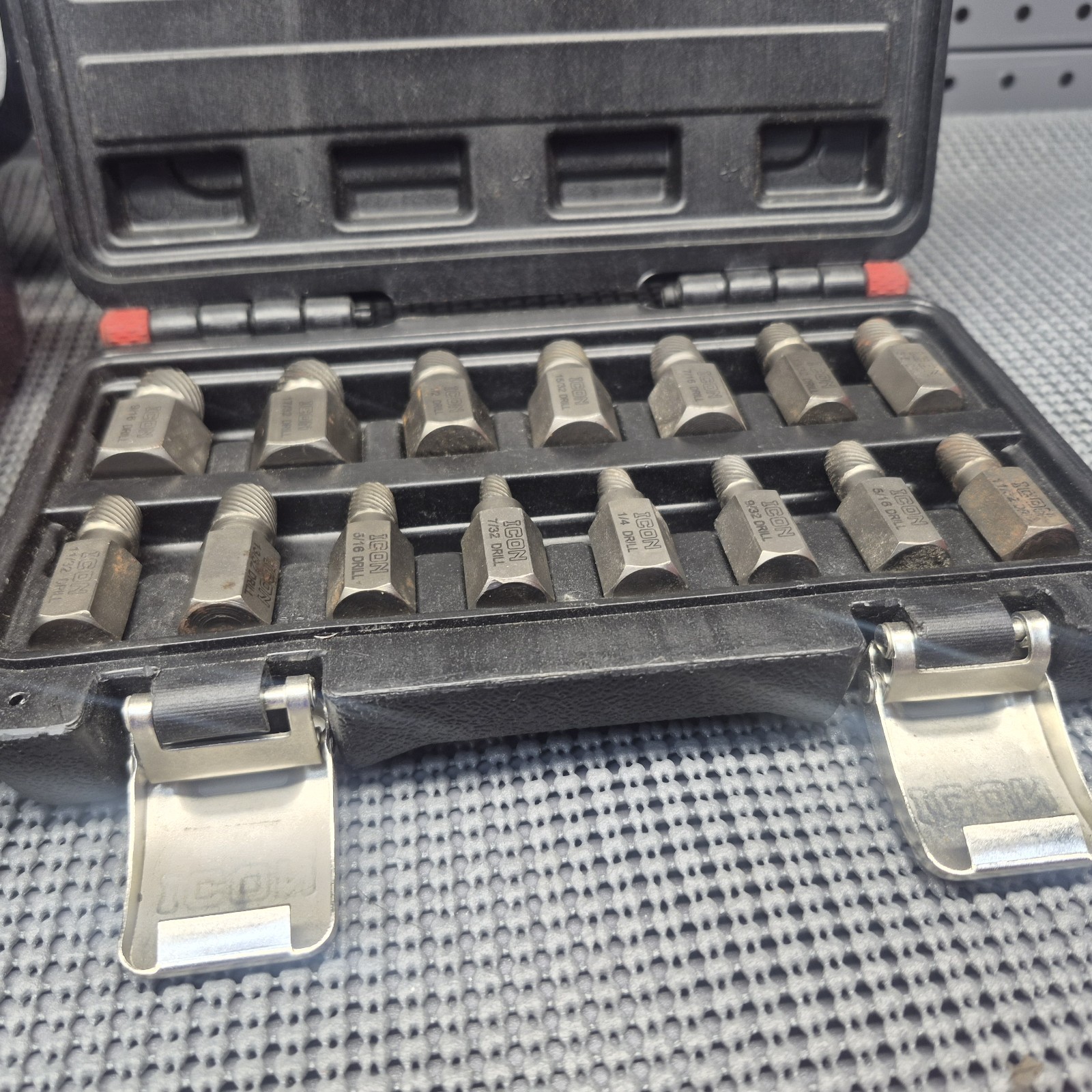 Icon 6-Piece Snap Ring Plier Kit & Icon 50 Piece Bolt Extractor Kit Open Box