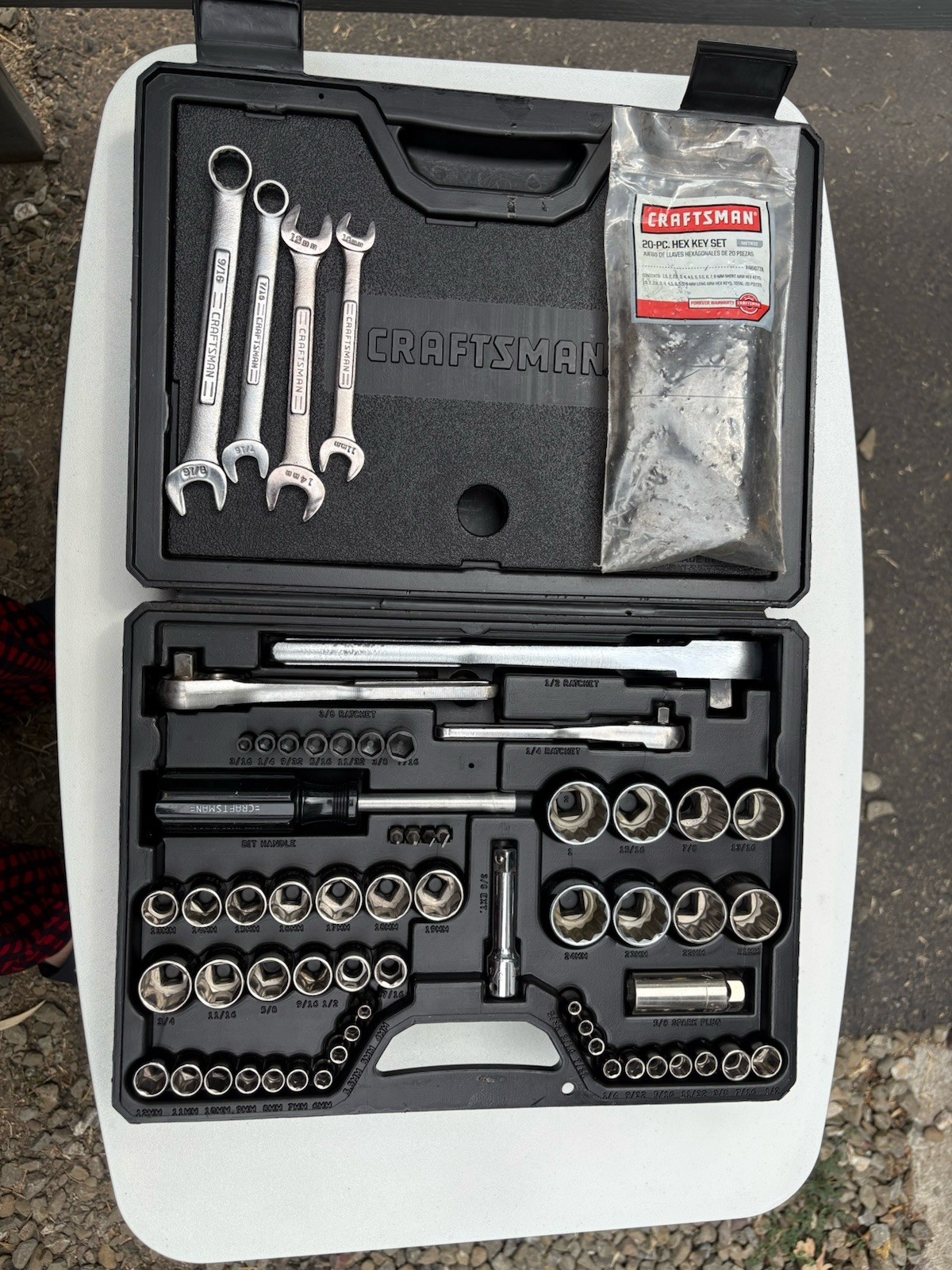 Craftsman 33474 74-Pc Mechanics Tool Set SAE/Metric Sockets Ratchets – Complete