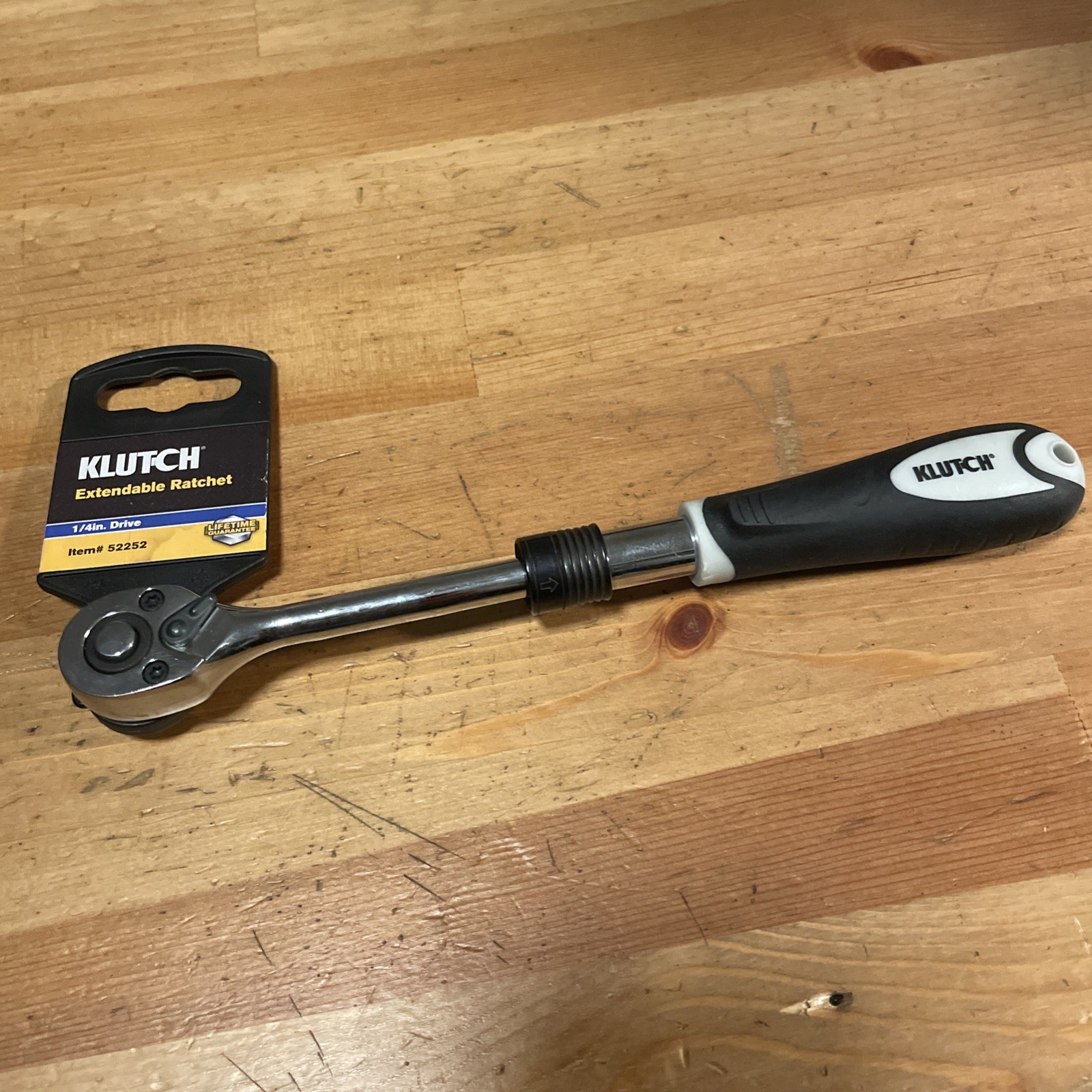 Klutch 1/4” Drive Extendable Ratchet 6-1/2” To 8-1/4” 72 Tooth 52252