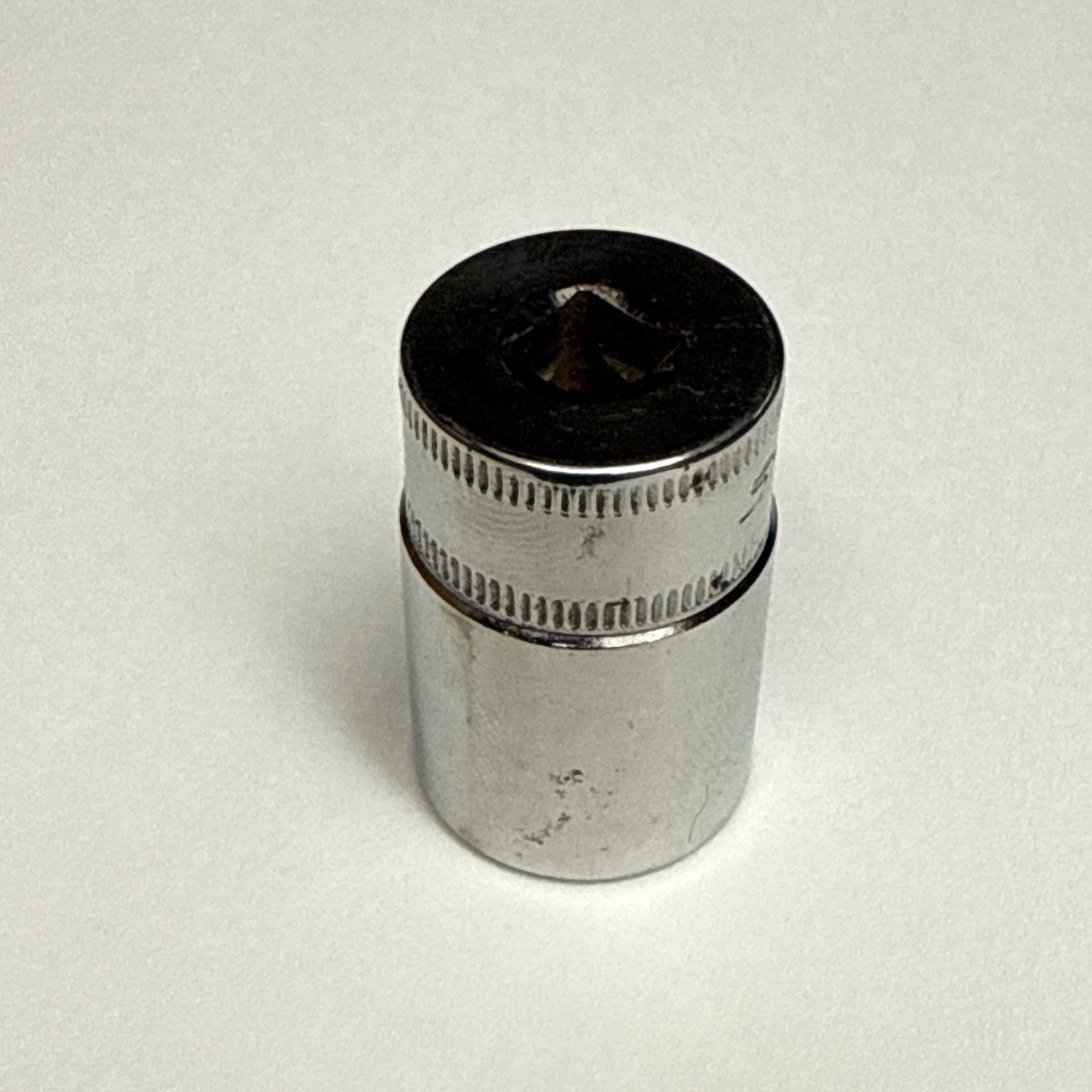 Snap-On Tools TMMS15 1/4″ drive Semi Deep 15mm 6 point socket USA