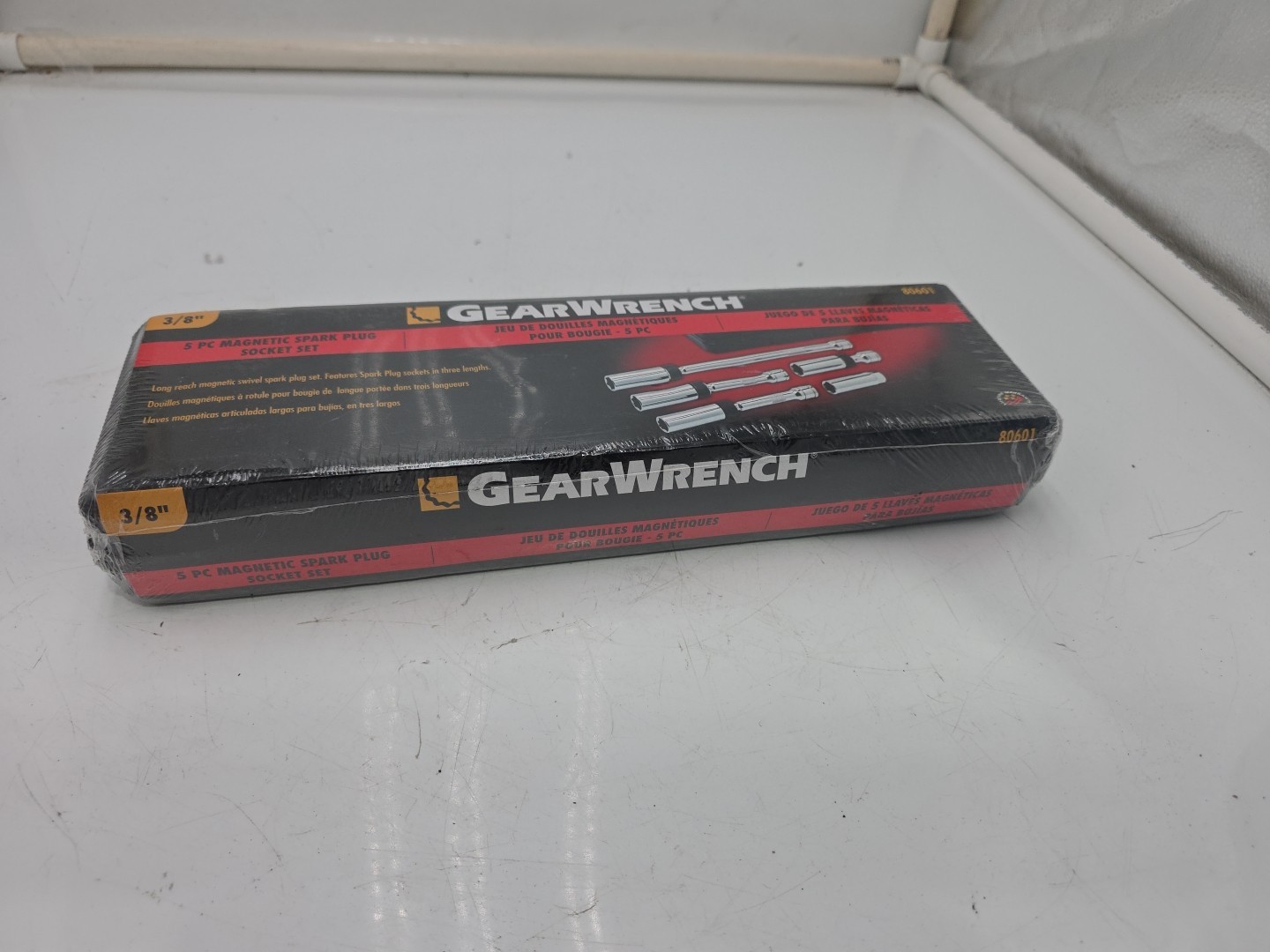 GEARWRENCH SPARK PLUG SOCKETS: magnetic universal swivel socket set