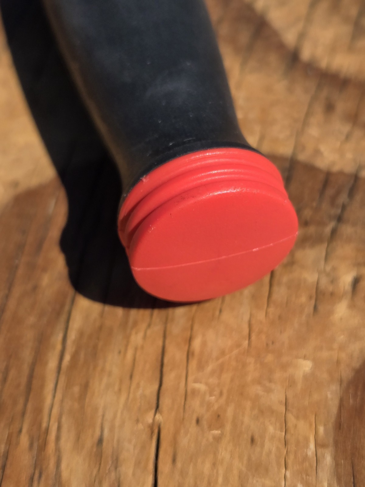 Snap-on Tools USA 3/8″ Drive Soft Cushion Grip Flex Head RED Ratchet FHF80 EXC