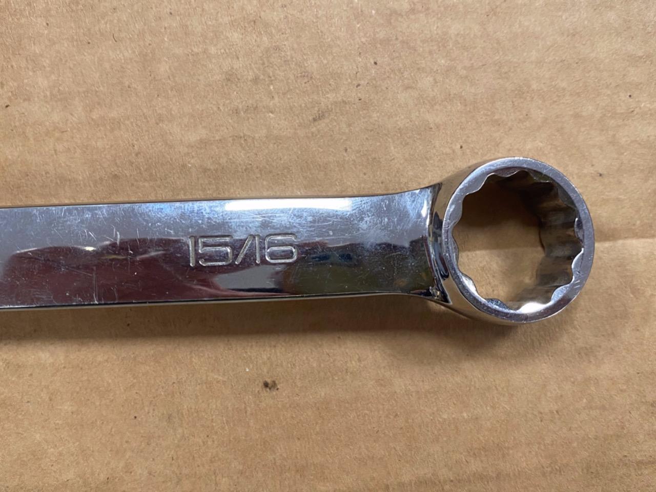 SNAP-ON OEX30B 15/16″ 12PT COMBINATION WRENCH- USED.