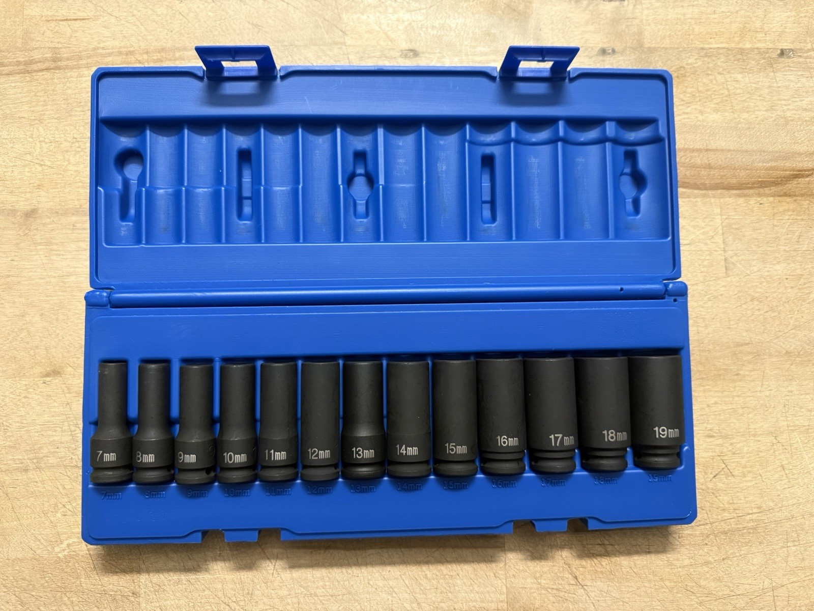 NEW Grey Pneumatic 1213MDG 3/8 Drive Metric Deep Magnetic Socket Set 13pc