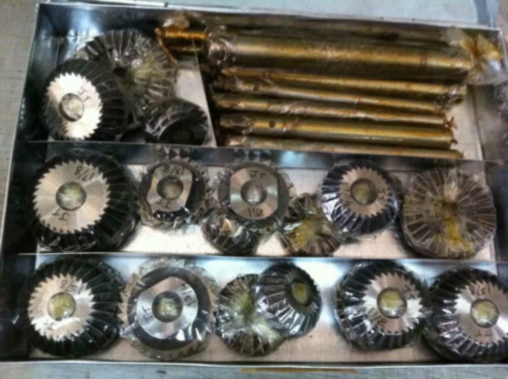 31 PCS VALVE SEAT CUTTER SET HIGH CARBON STEEL 21 CTR + 8 STEMS +2 ARBR+ RODS.