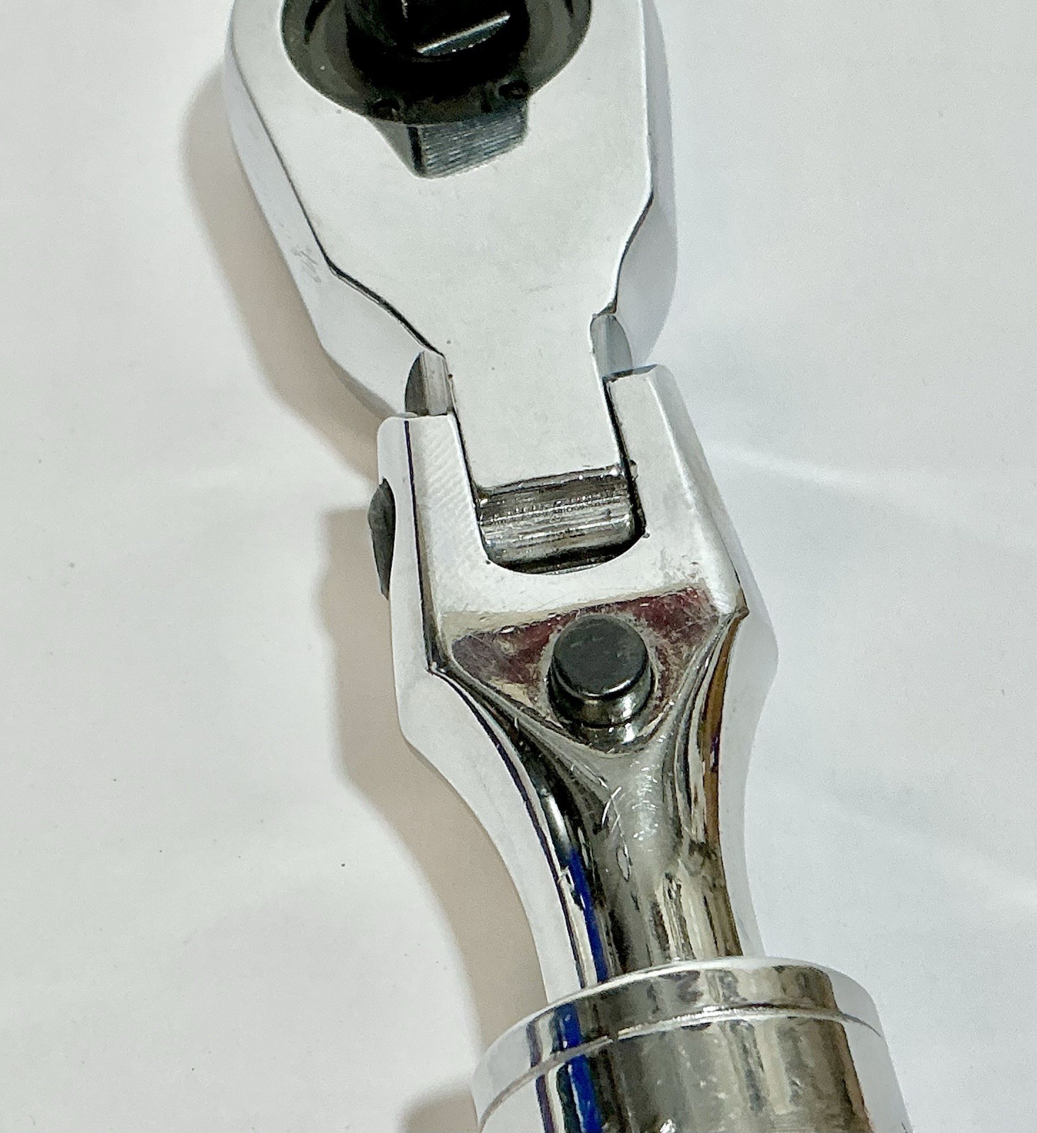 Stanley 3/8″-Drive Flex-Head Extendable Ratchet Handle 7-85-782