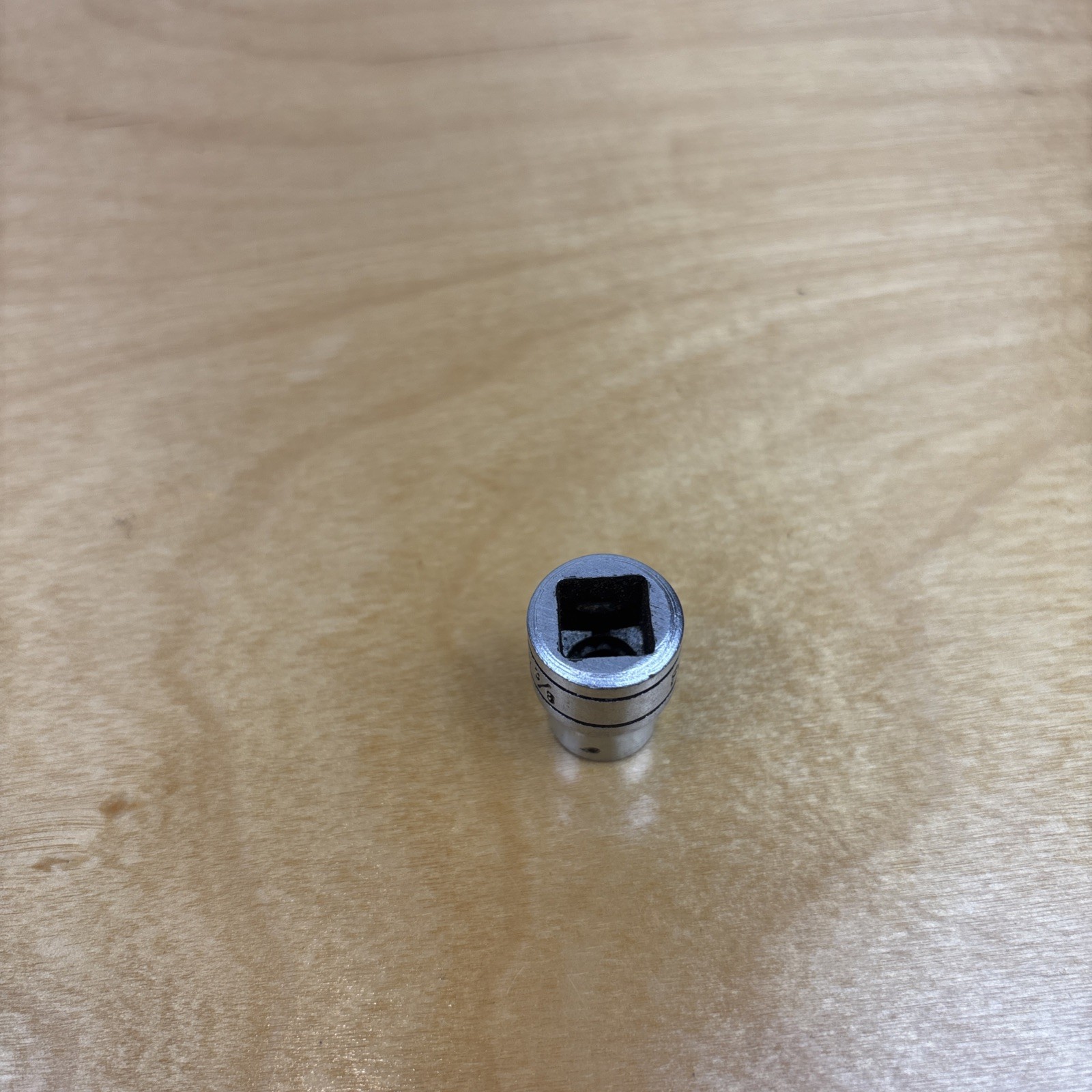 Snap-on 3/8″ Drive 3/8″ SAE Shallow 12 Point Socket F121
