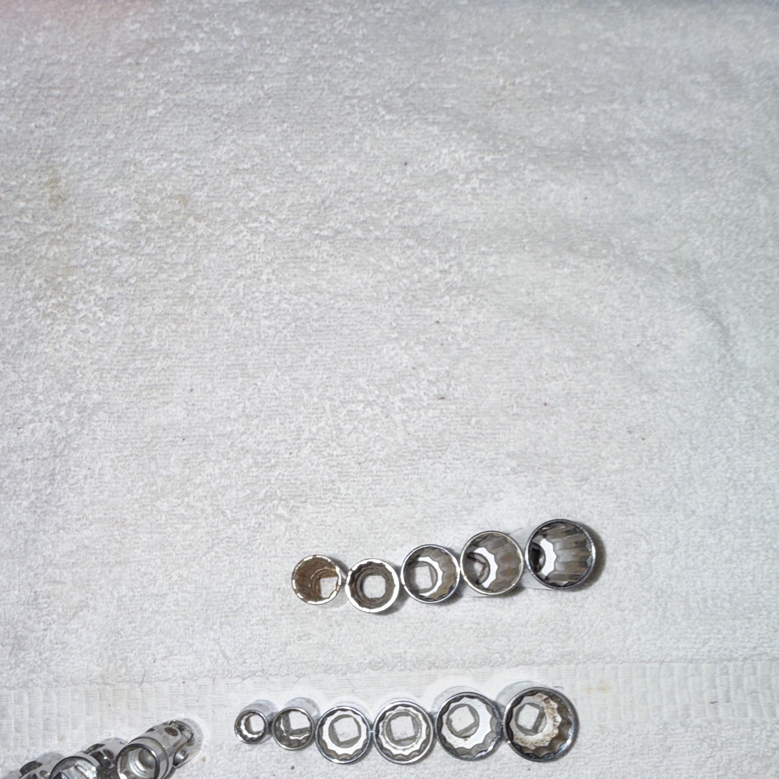 Easco 3/8″ Drive SAE 12pt Sockets – Made In USA – 14 pieces